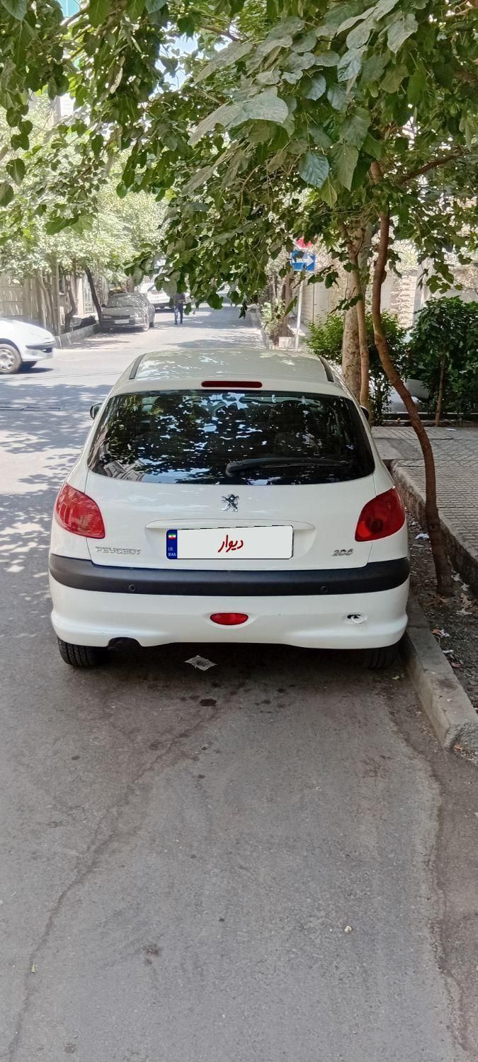 پژو 206 تیپ 5 - 1396