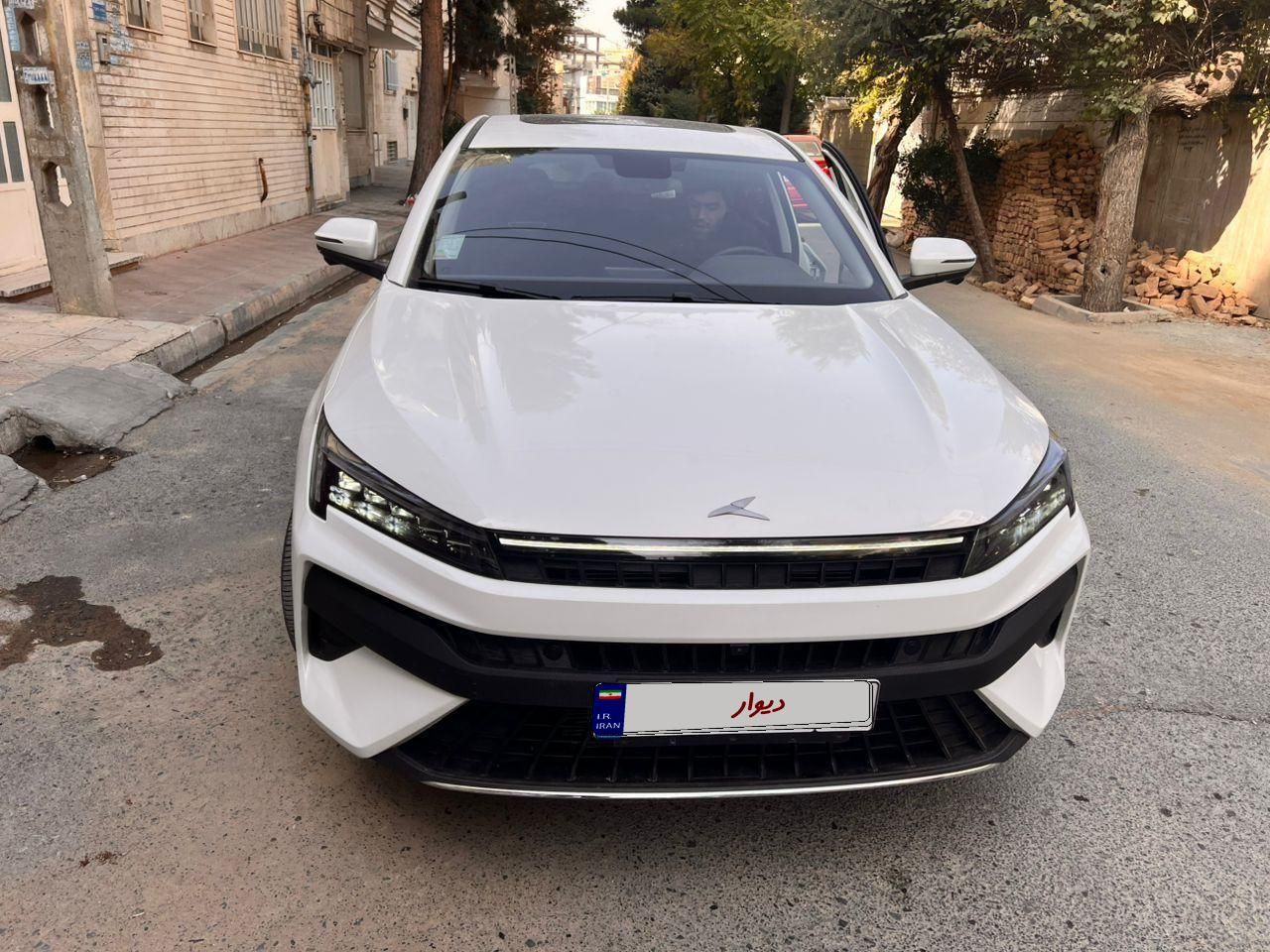خودرو کی ام سی، J7 آگهی ann_19448825