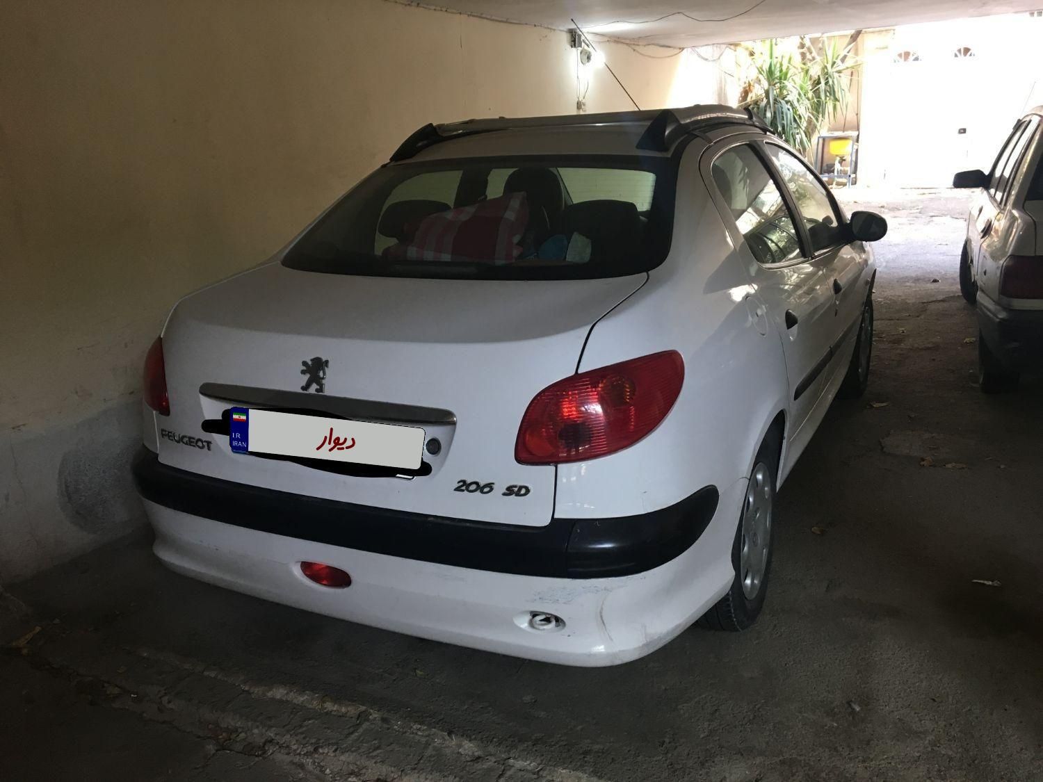 پژو ۲۰۶ صندوق دار v8 - 1390
