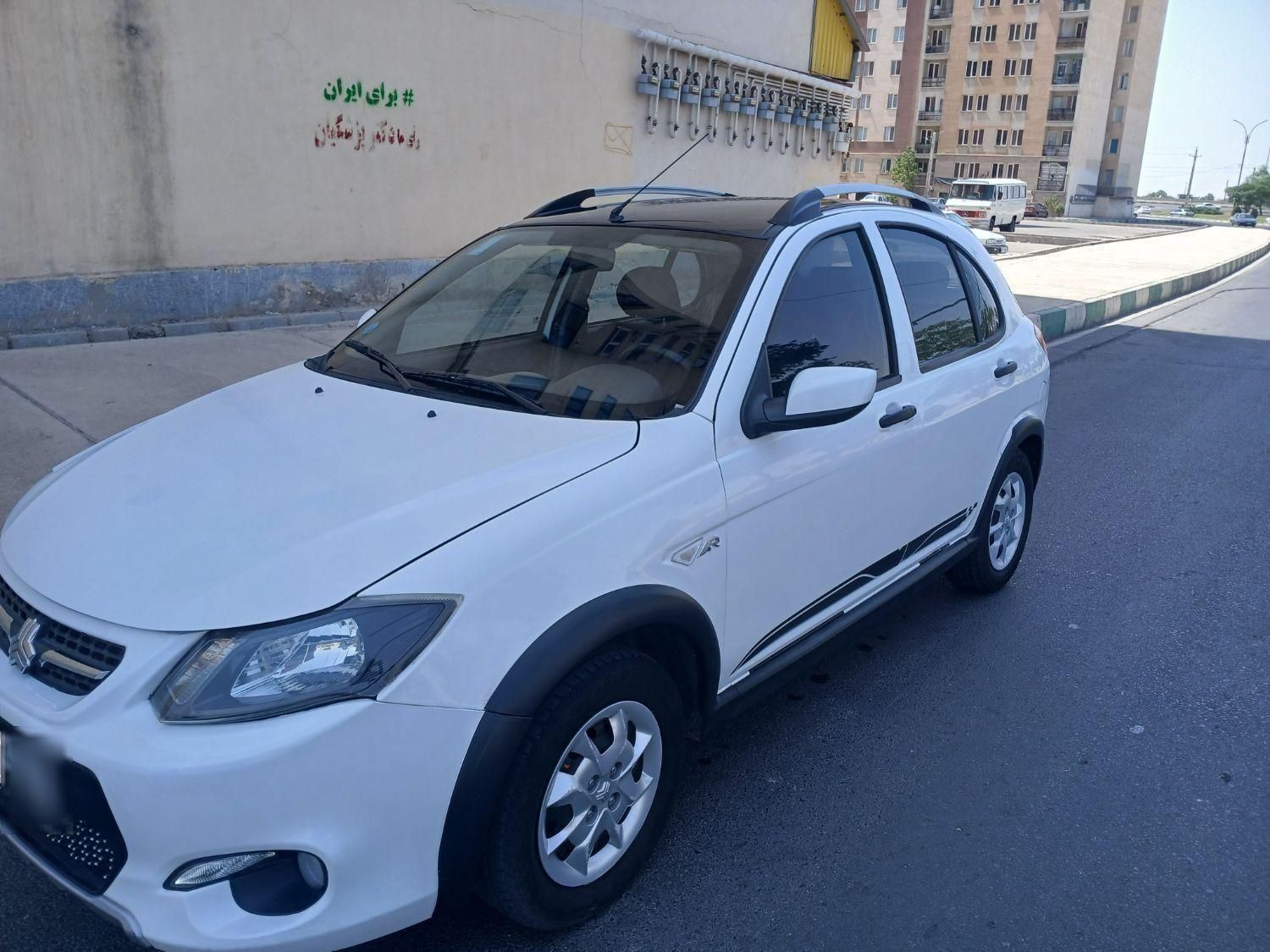 خودرو کوییک، R آگهی ann_19449428