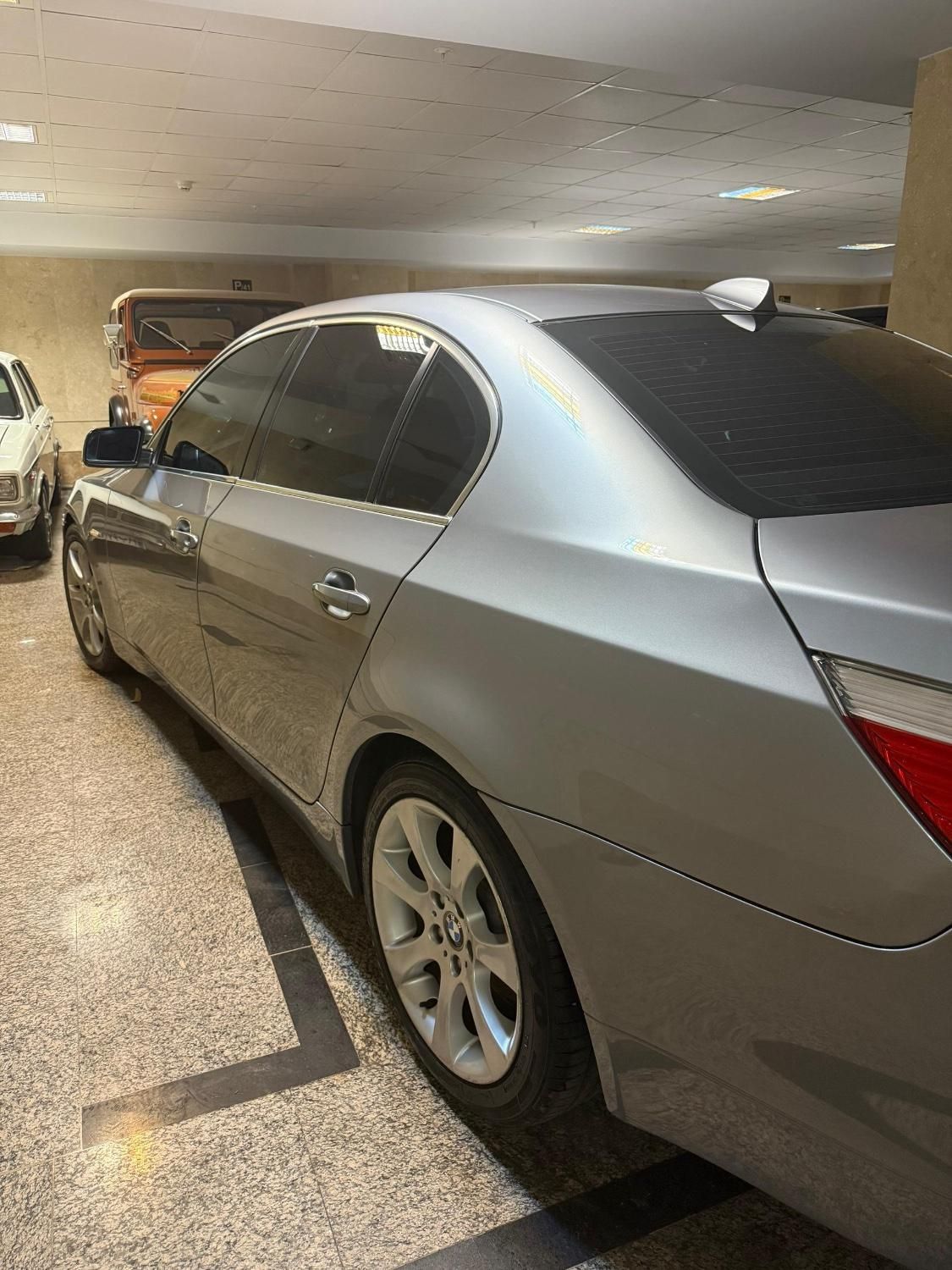 ب ام و سری 5 525i - 2006