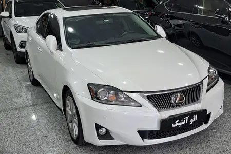 لکسوس IS 300 - 2012