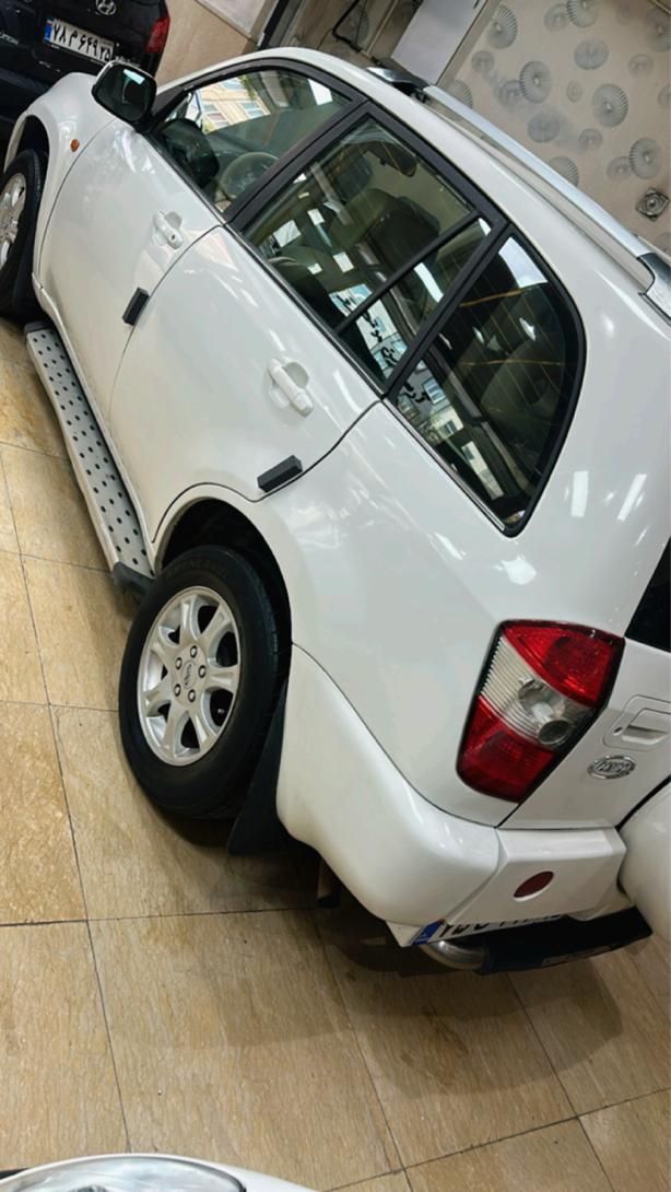 ام وی ام X33 دنده‌ای ساده - 1393