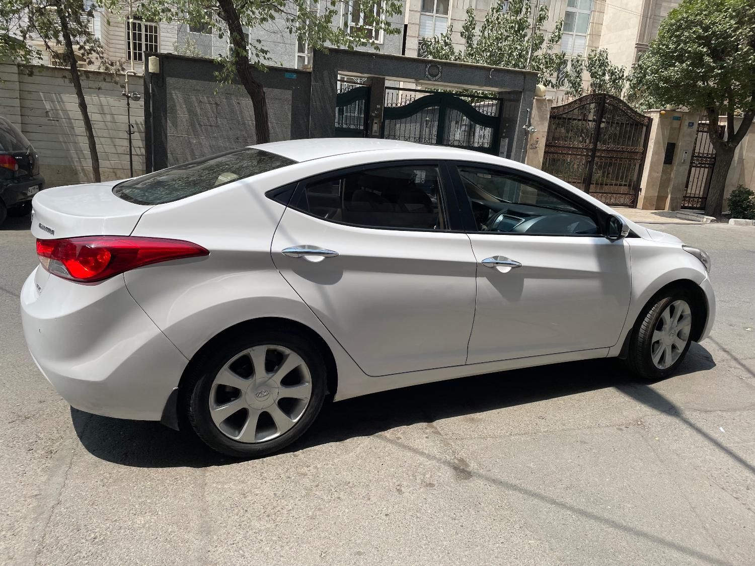 هیوندای النترا 1.8 لیتر - 2014