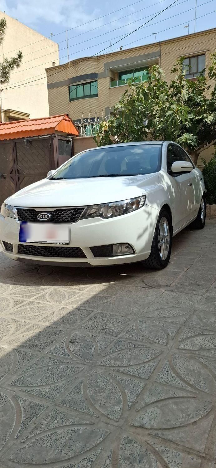 کیا سراتو 2.0 لیتر اتوماتیک GT لاین - 2017