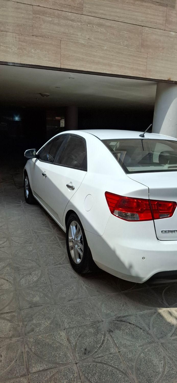 کیا سراتو 2.0 لیتر اتوماتیک GT لاین - 2017