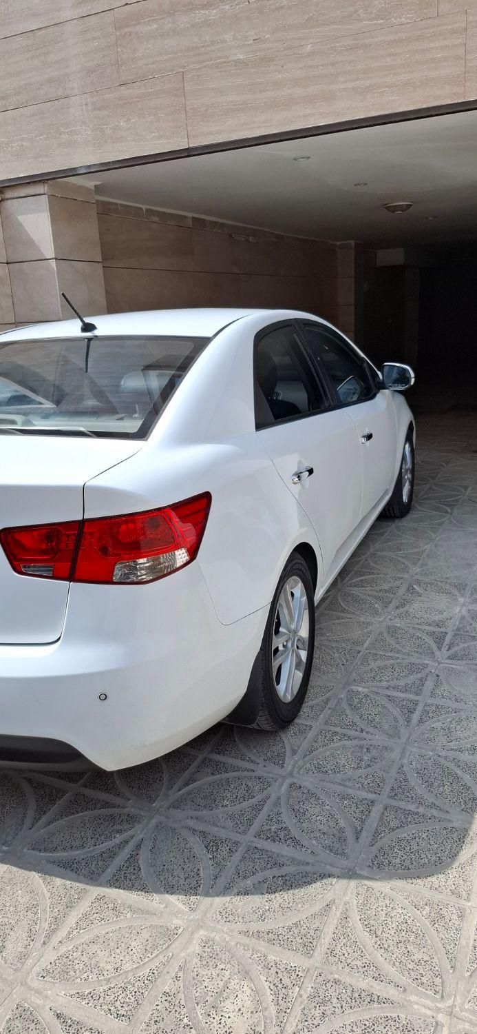 کیا سراتو 2.0 لیتر اتوماتیک GT لاین - 2017