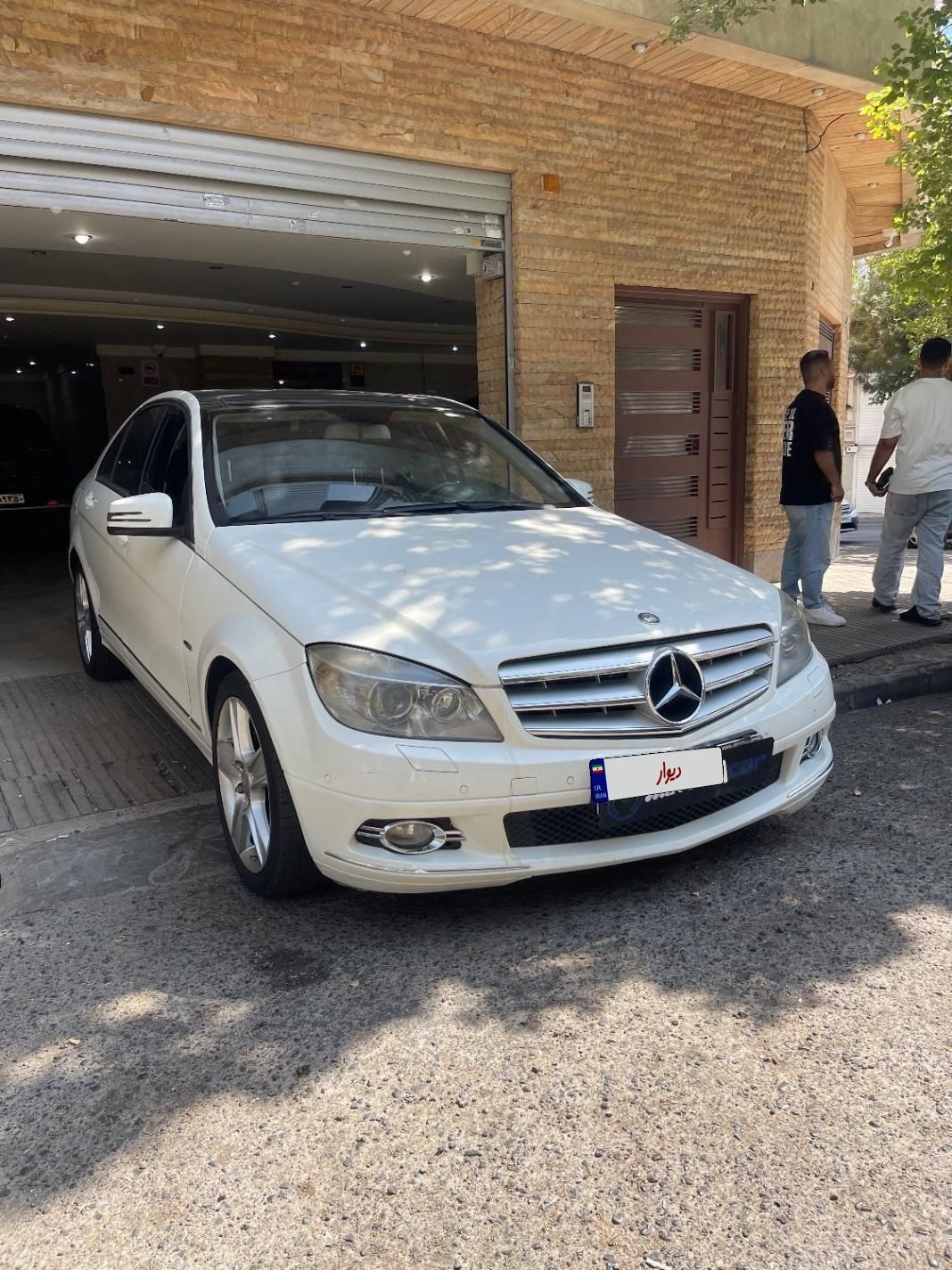 بنز C 200 - 2010