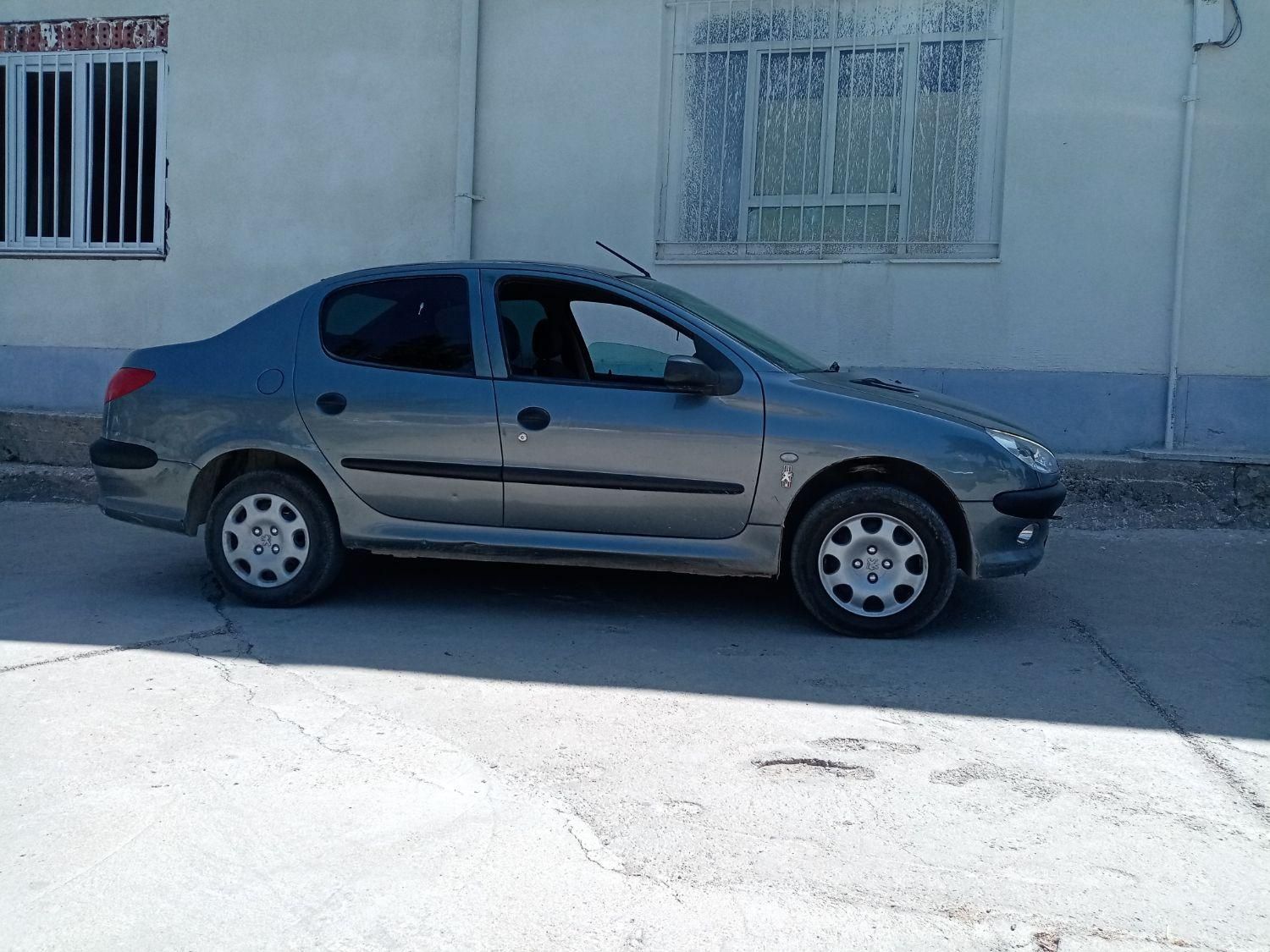پژو ۲۰۶ صندوق دار v20 - 1387