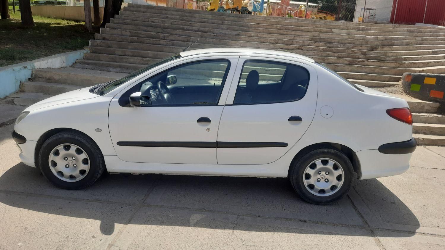پژو ۲۰۶ صندوق دار v8 - 1388
