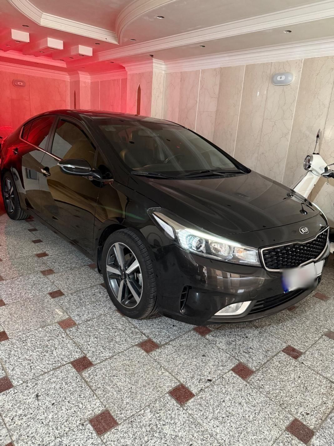 کیا سراتو 2.0 لیتر اتوماتیک GT لاین - 2017