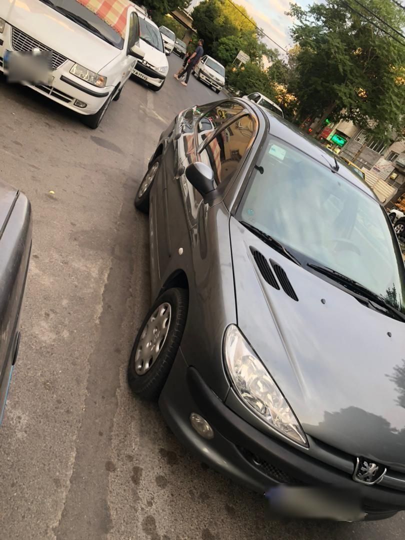 پژو ۲۰۶ صندوق دار v8 - 1393