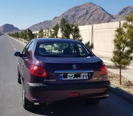 پژو ۲۰۶ صندوق دار v8 - 1396