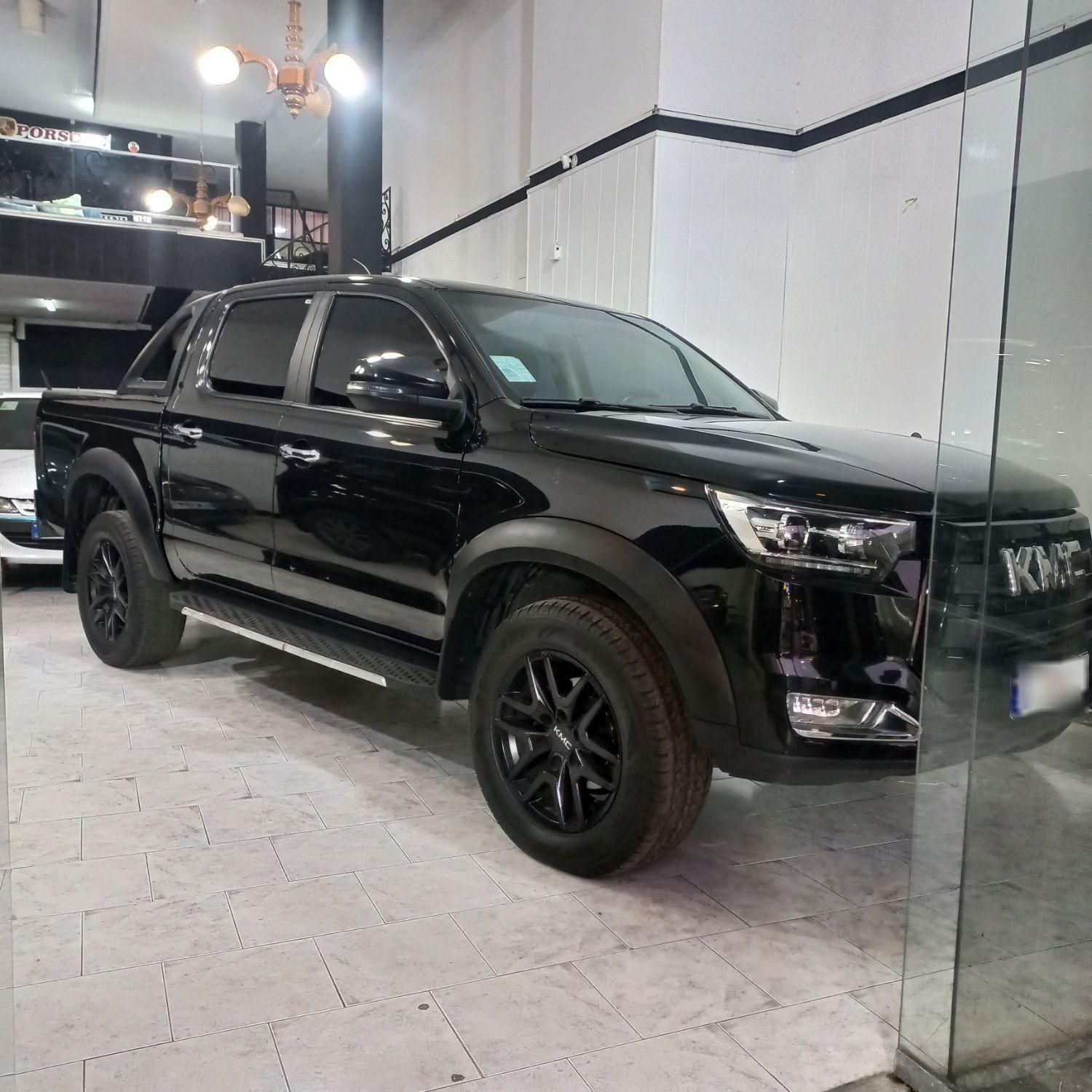 خودرو کی ام سی، T8 آگهی ann_19450817