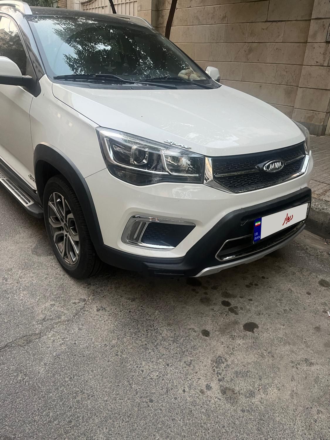 خودرو ام وی ام، X22 آگهی ann_19451011