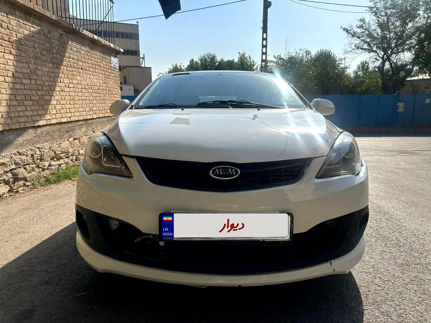 ام وی ام 315 هاچ بک اسپرت لاکچری - 1394