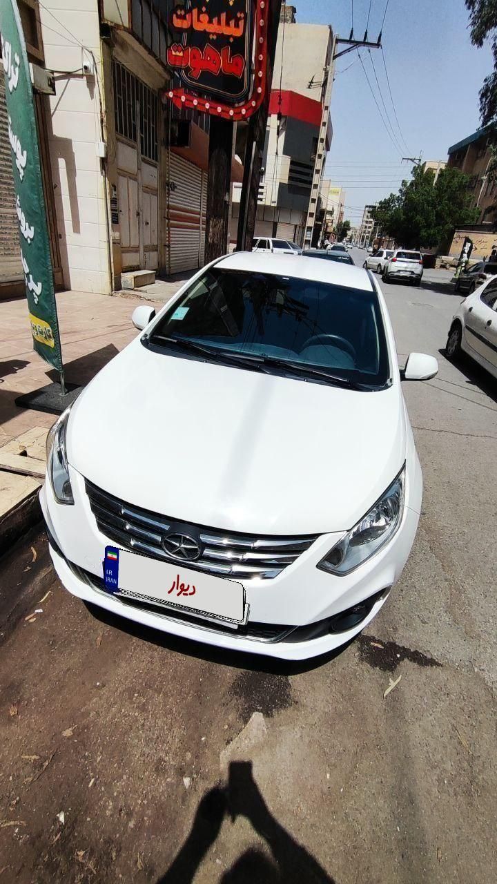 جک J4 اتوماتیک ساده - 1402