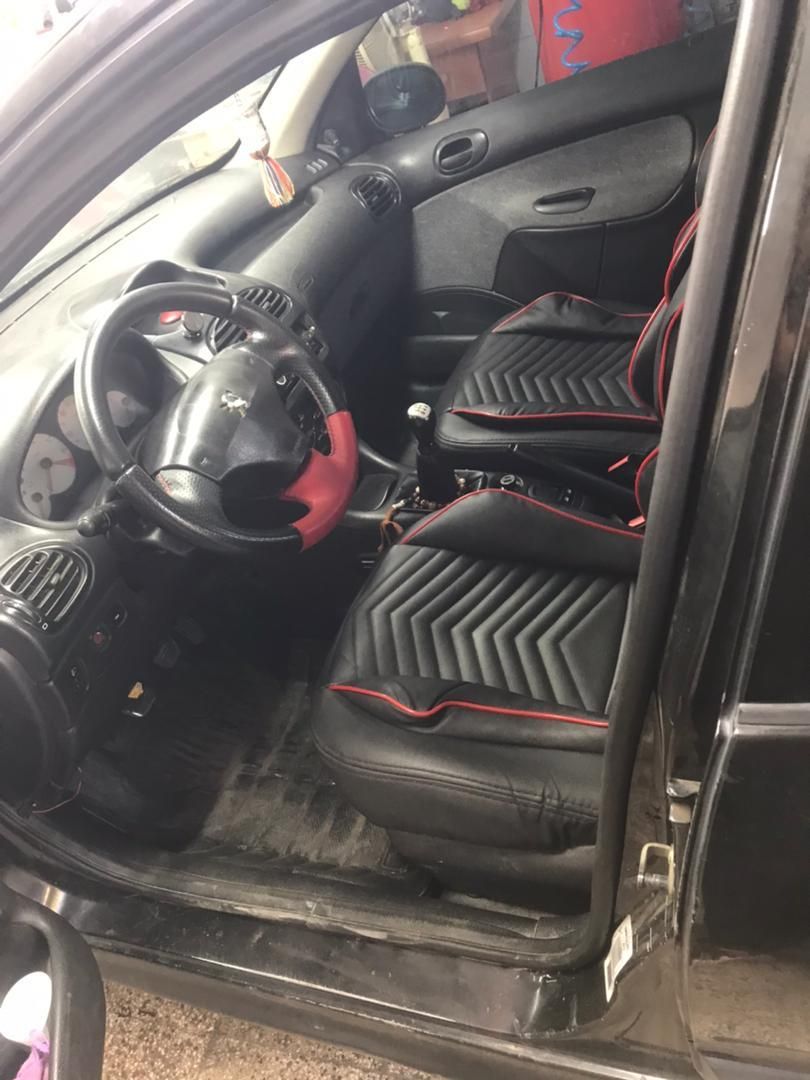 پژو ۲۰۶ صندوق دار v8 - 1390