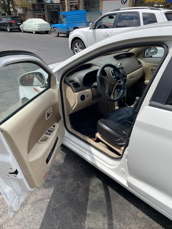 ام وی ام 315 هاچ بک ساده دنده ای - 1391