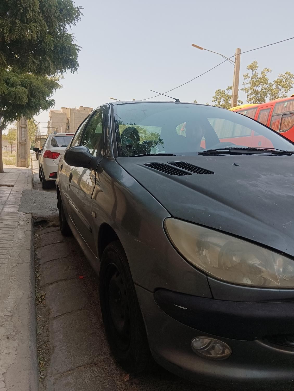 پژو ۲۰۶ صندوق دار v8 - 1386
