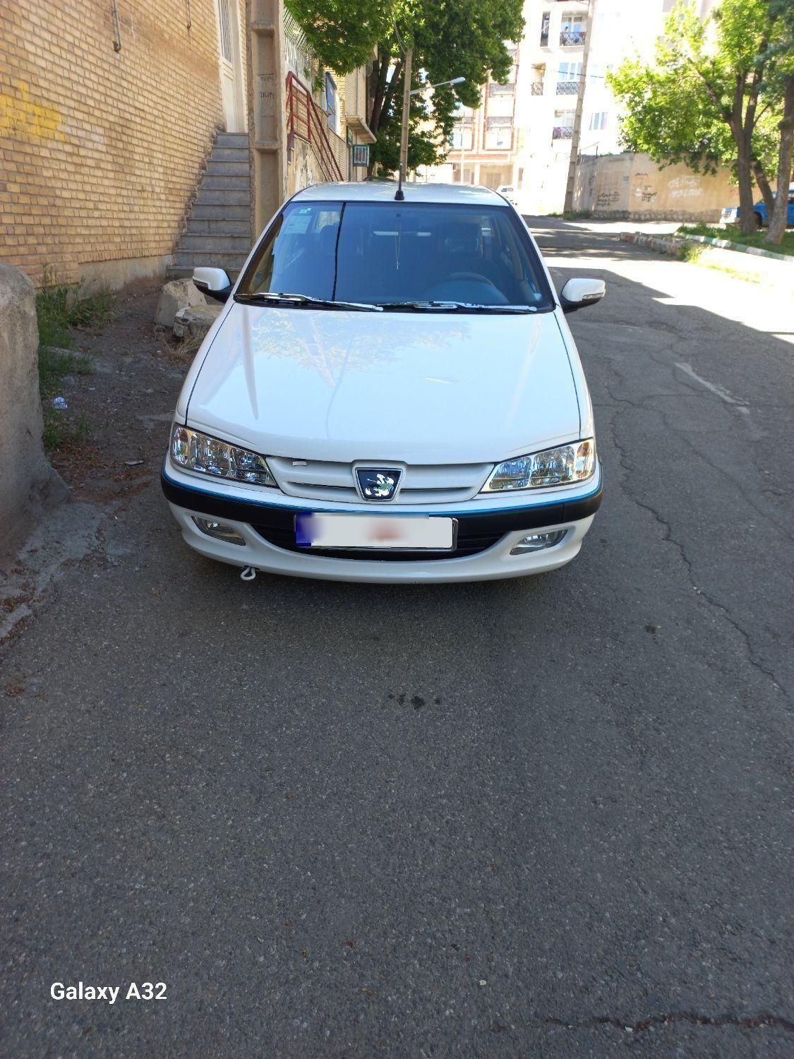 پژو پارس XU7P - 1402