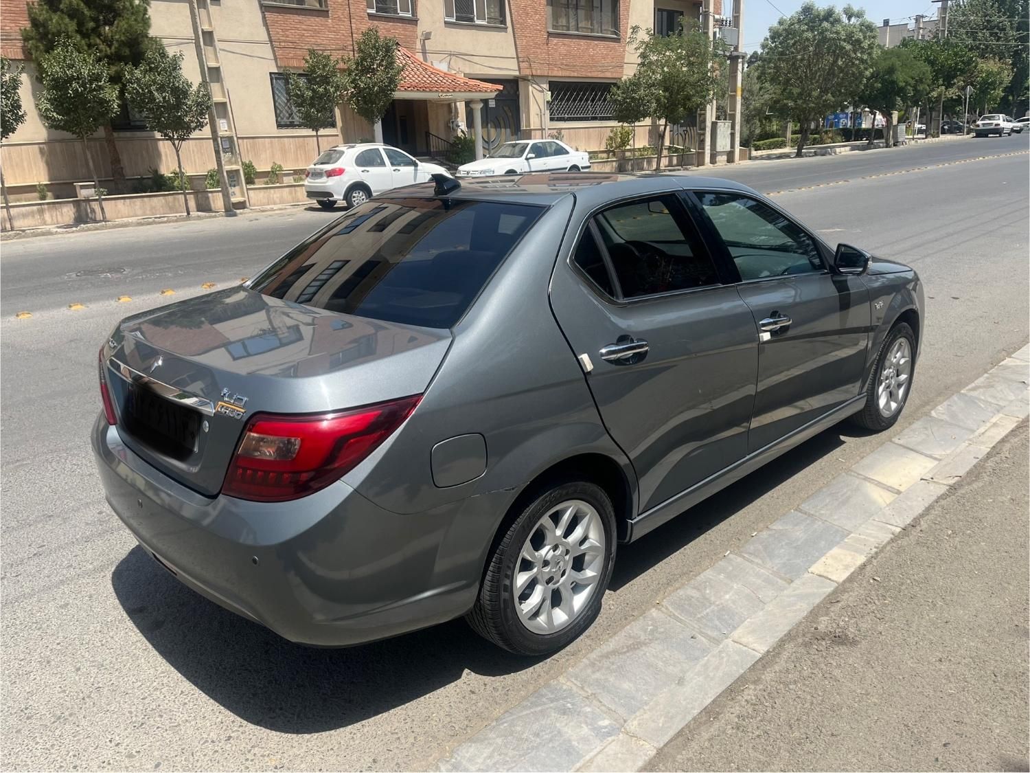 دنا پلاس توربو اتوماتیک - 1400