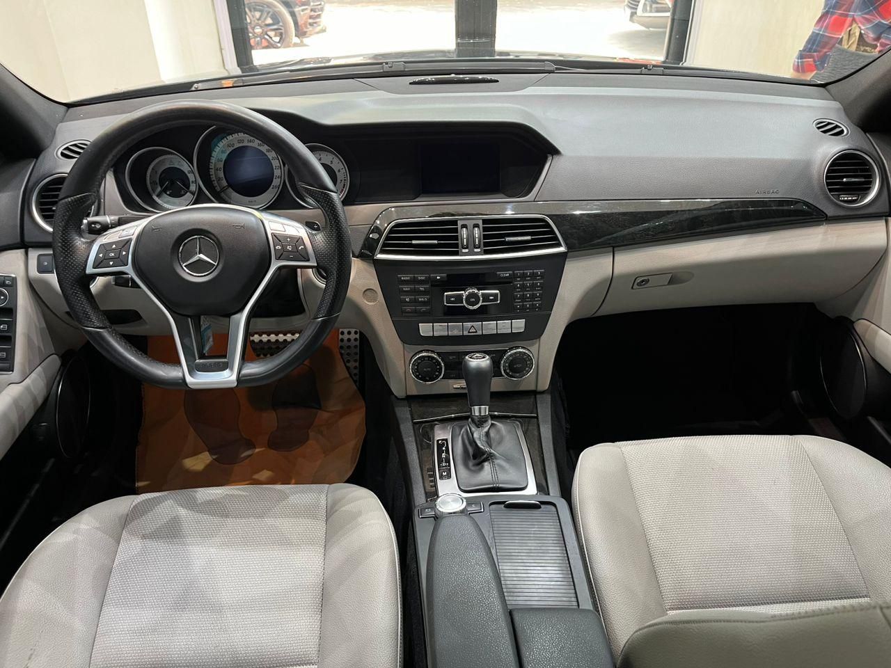 بنز C 200 - 2013