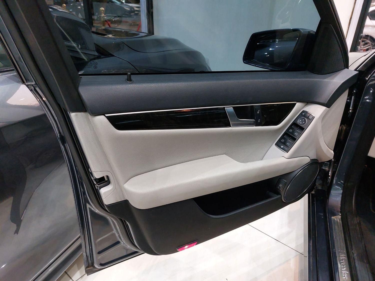 بنز C 200 - 2013