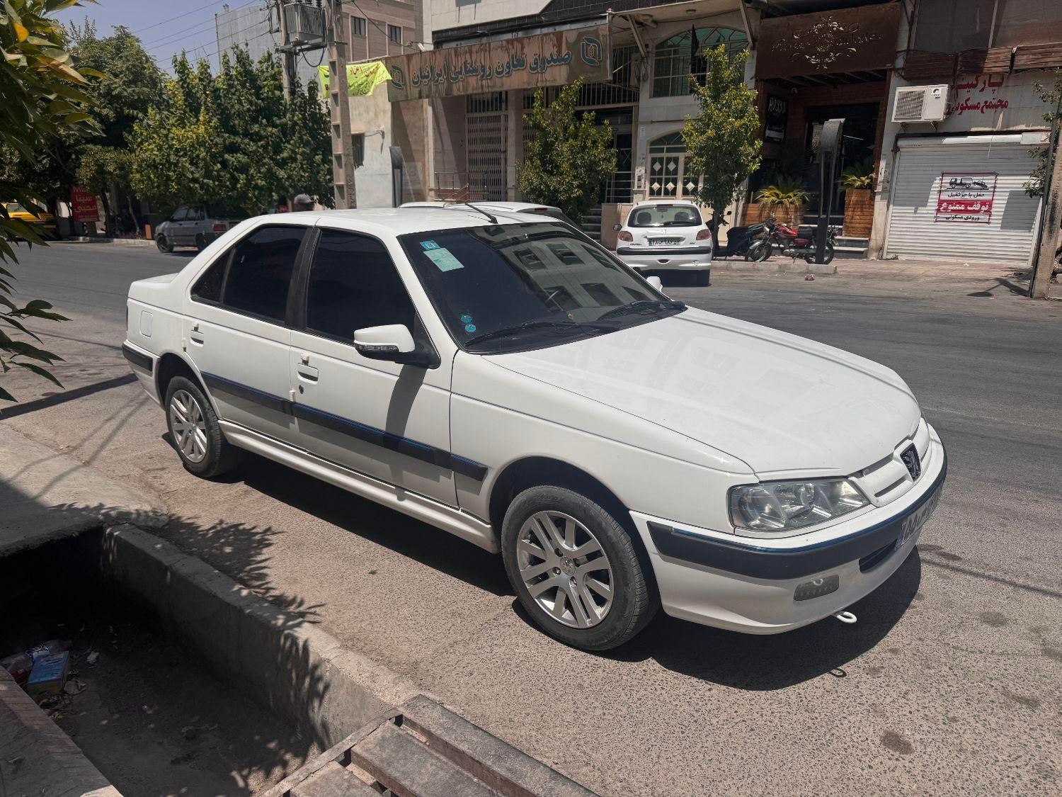 پژو پارس XU7P - 1402