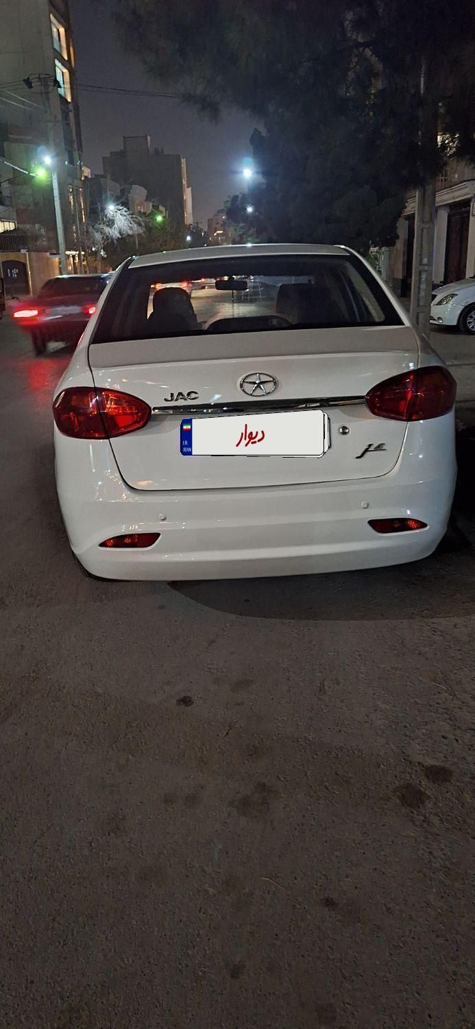 جک J4 اتوماتیک ساده - 1403