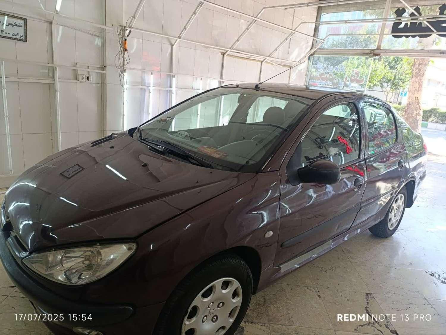 پژو ۲۰۶ صندوق دار v8 - 1386