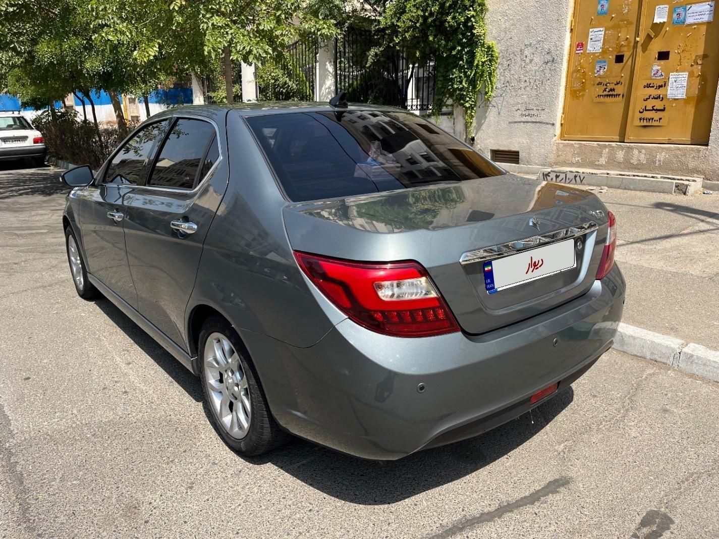 دنا پلاس توربو 6 دنده - 1401