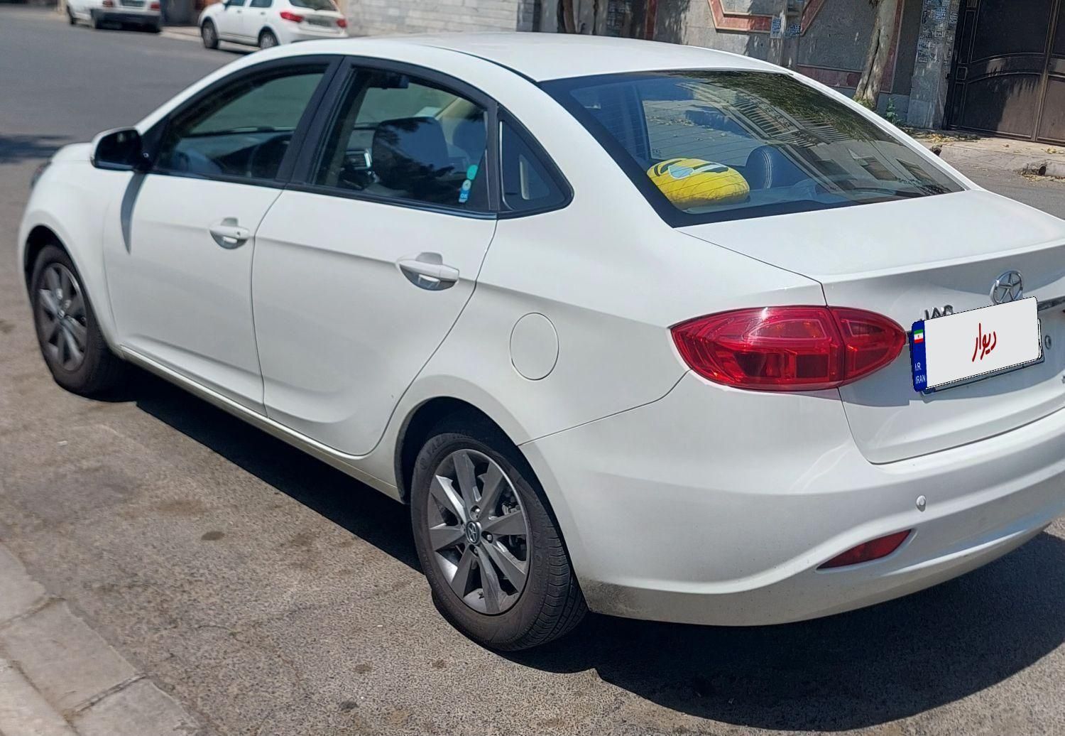 جک J4 اتوماتیک ساده - 1403