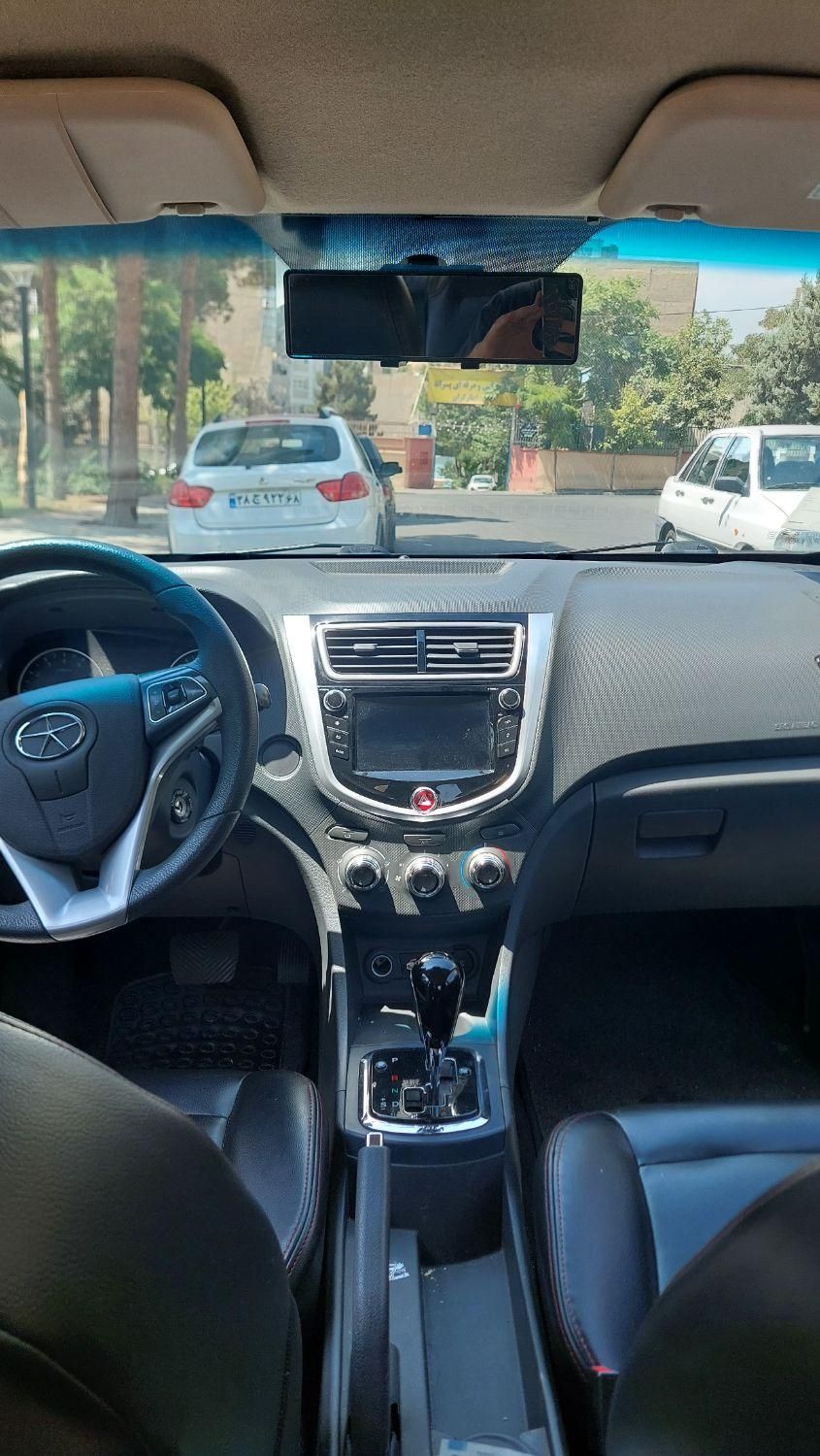 جک J4 اتوماتیک ساده - 1403
