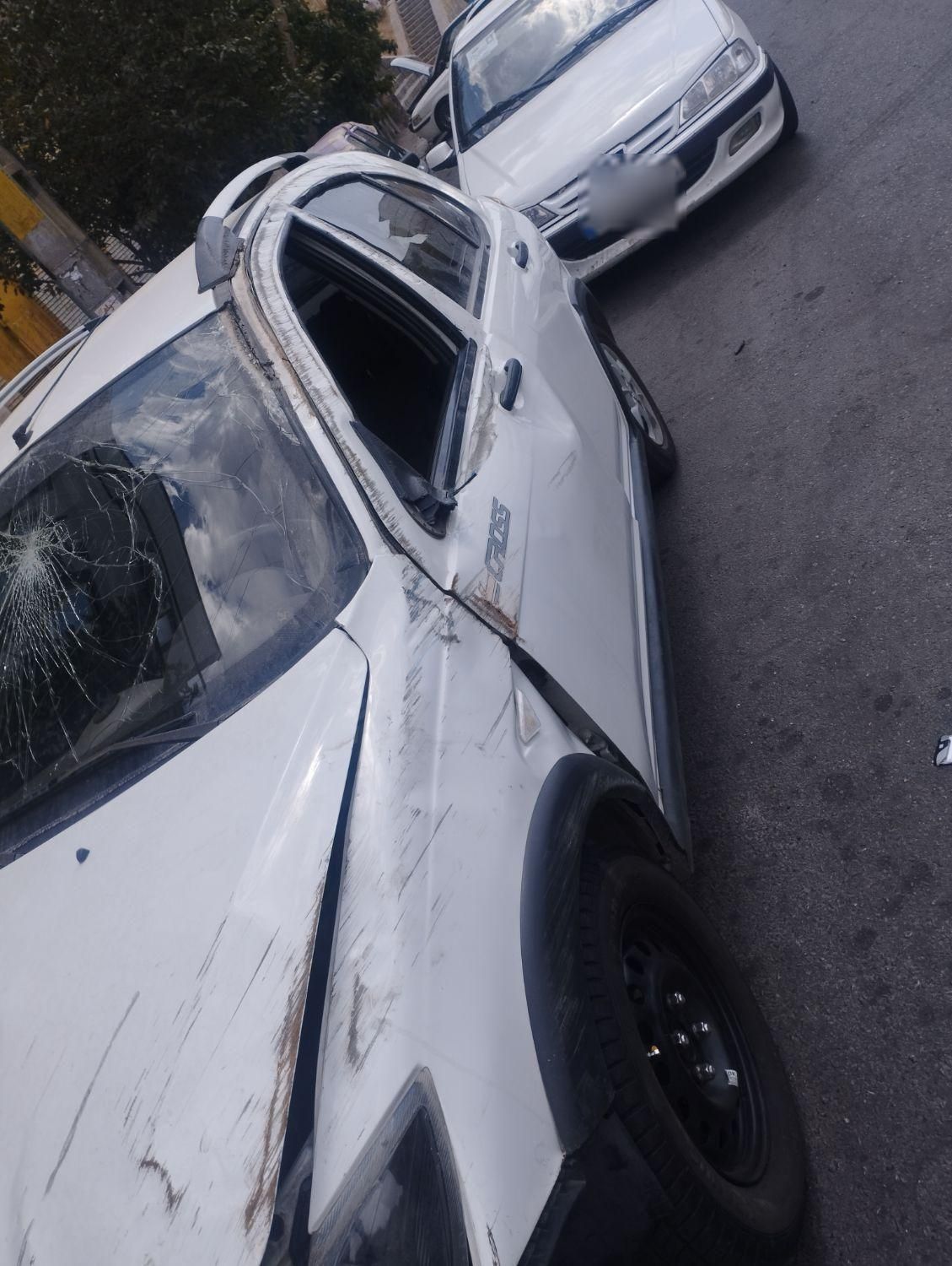 خودرو کوییک، معمولی آگهی ann_19453969