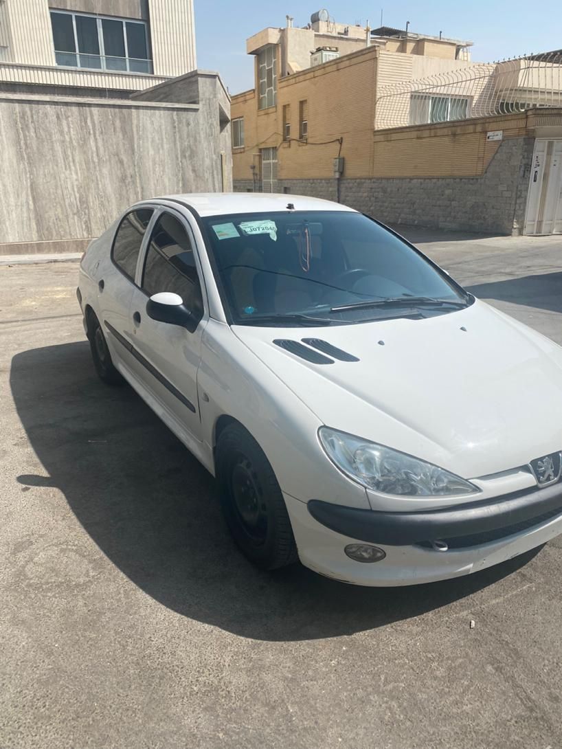 پژو ۲۰۶ صندوق دار v8 - 1399