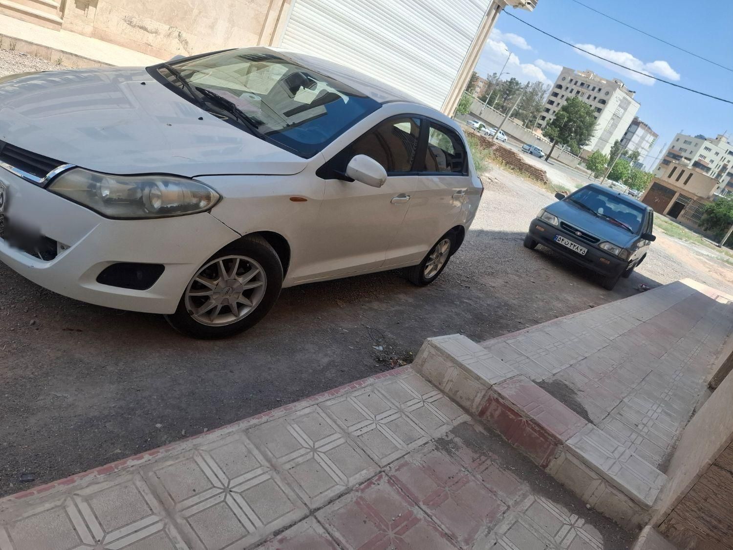 ام وی ام 315 صندوقدار ساده دنده ای - 1393