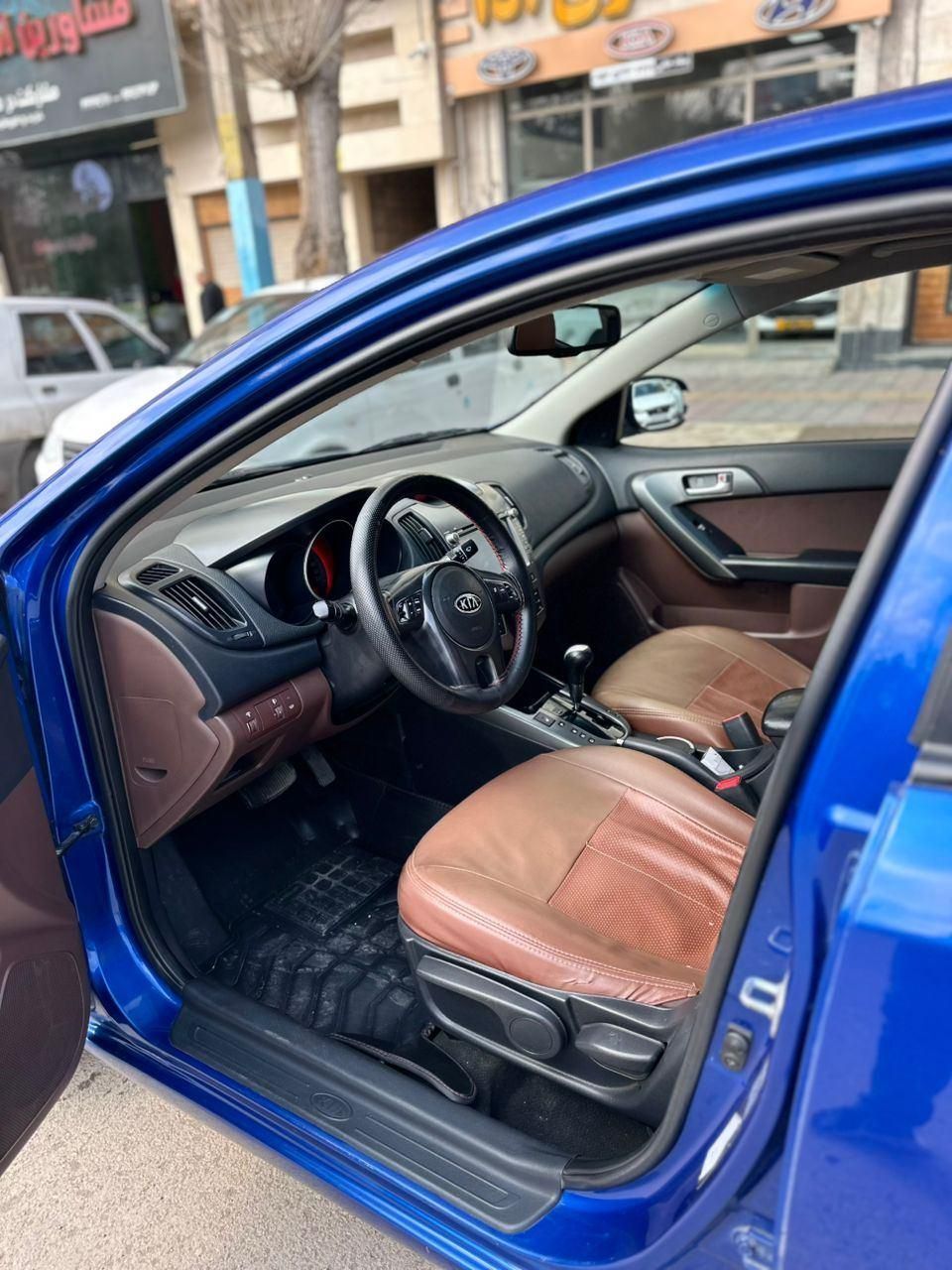 کیا سراتو 2.0 لیتر اتوماتیک GT لاین - 2010