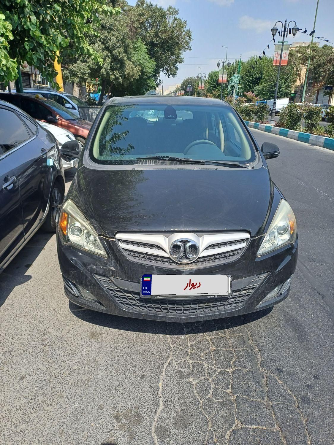 خودرو بایک، سابرینا مونتاژ آگهی ann_19454669