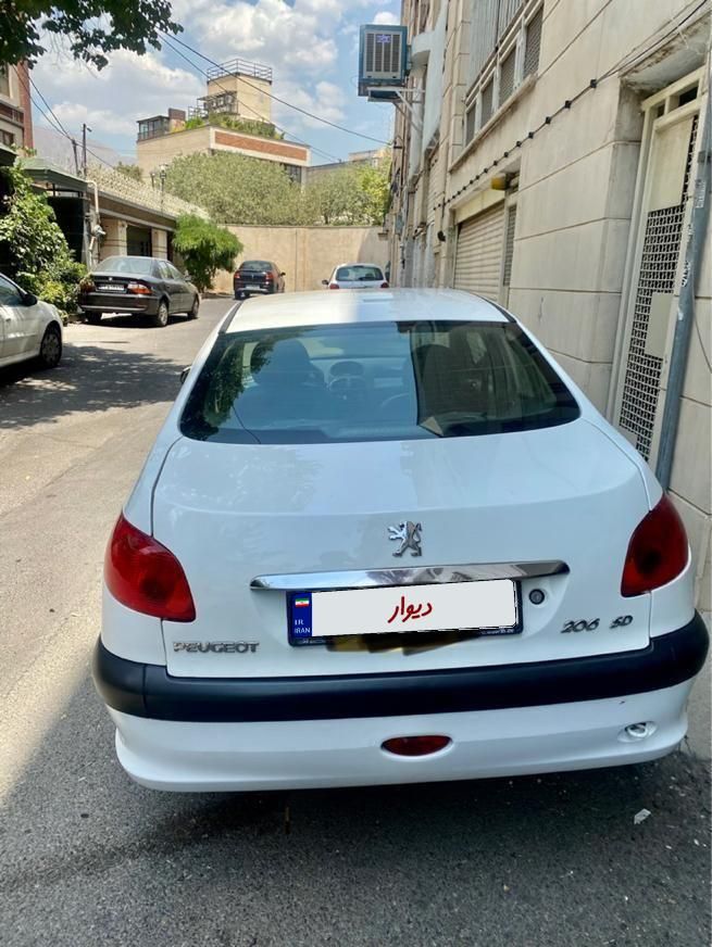پژو ۲۰۶ صندوق دار v20 - 1388