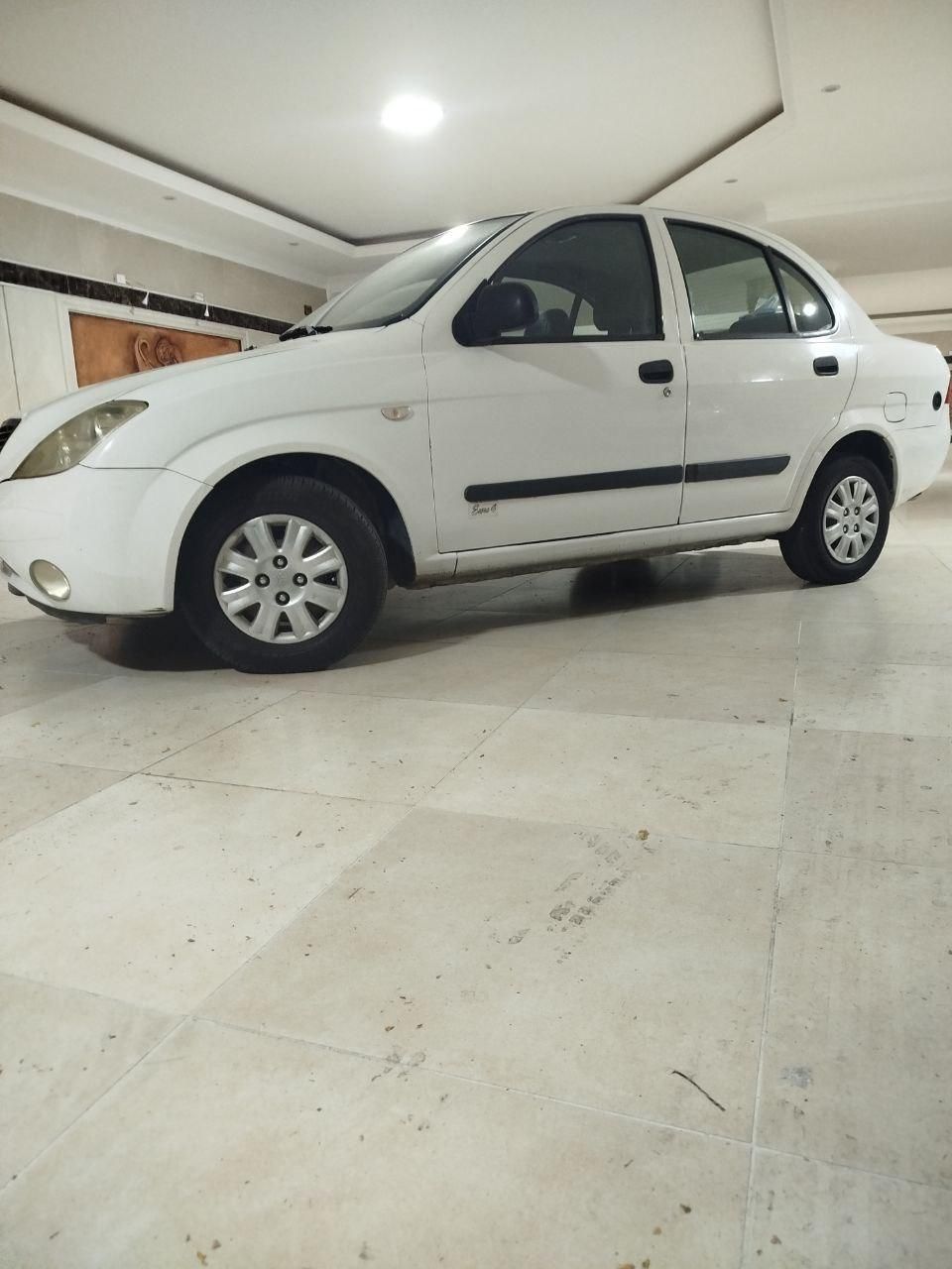 تیبا صندوق دار SX - 1393