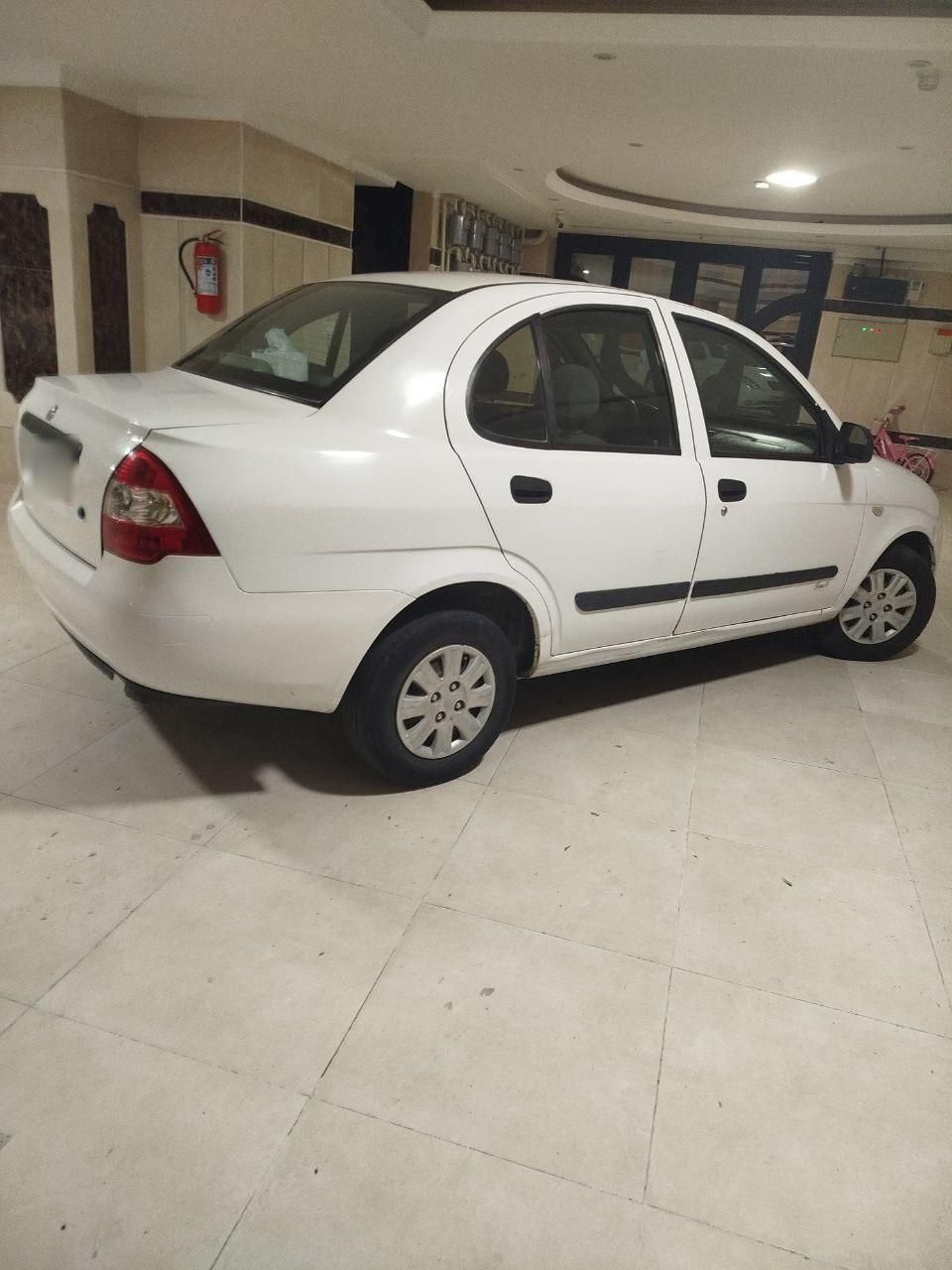 تیبا صندوق دار SX - 1393