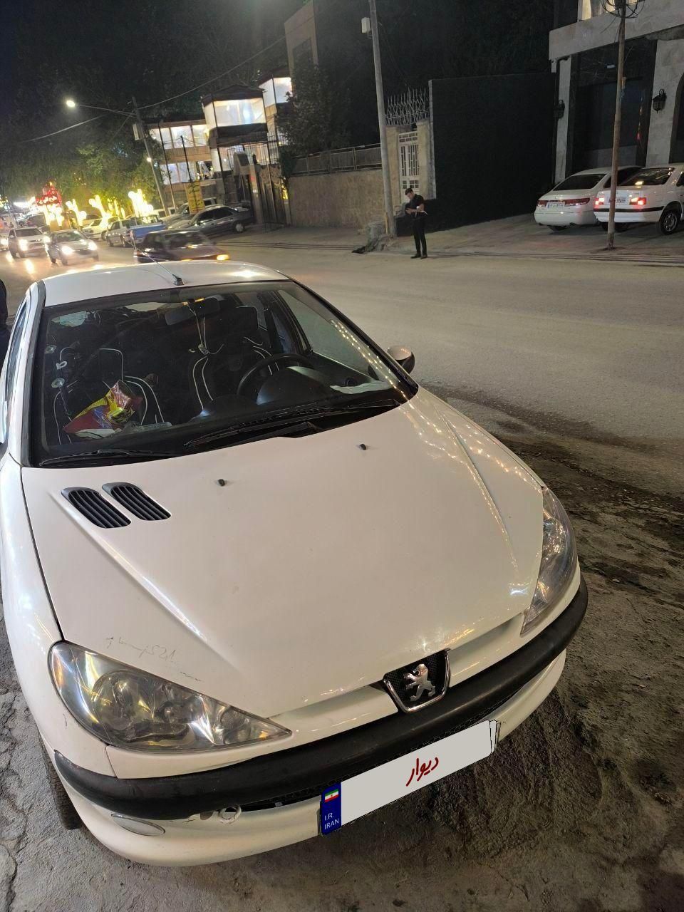 پژو ۲۰۶ صندوق دار v8 - 1393