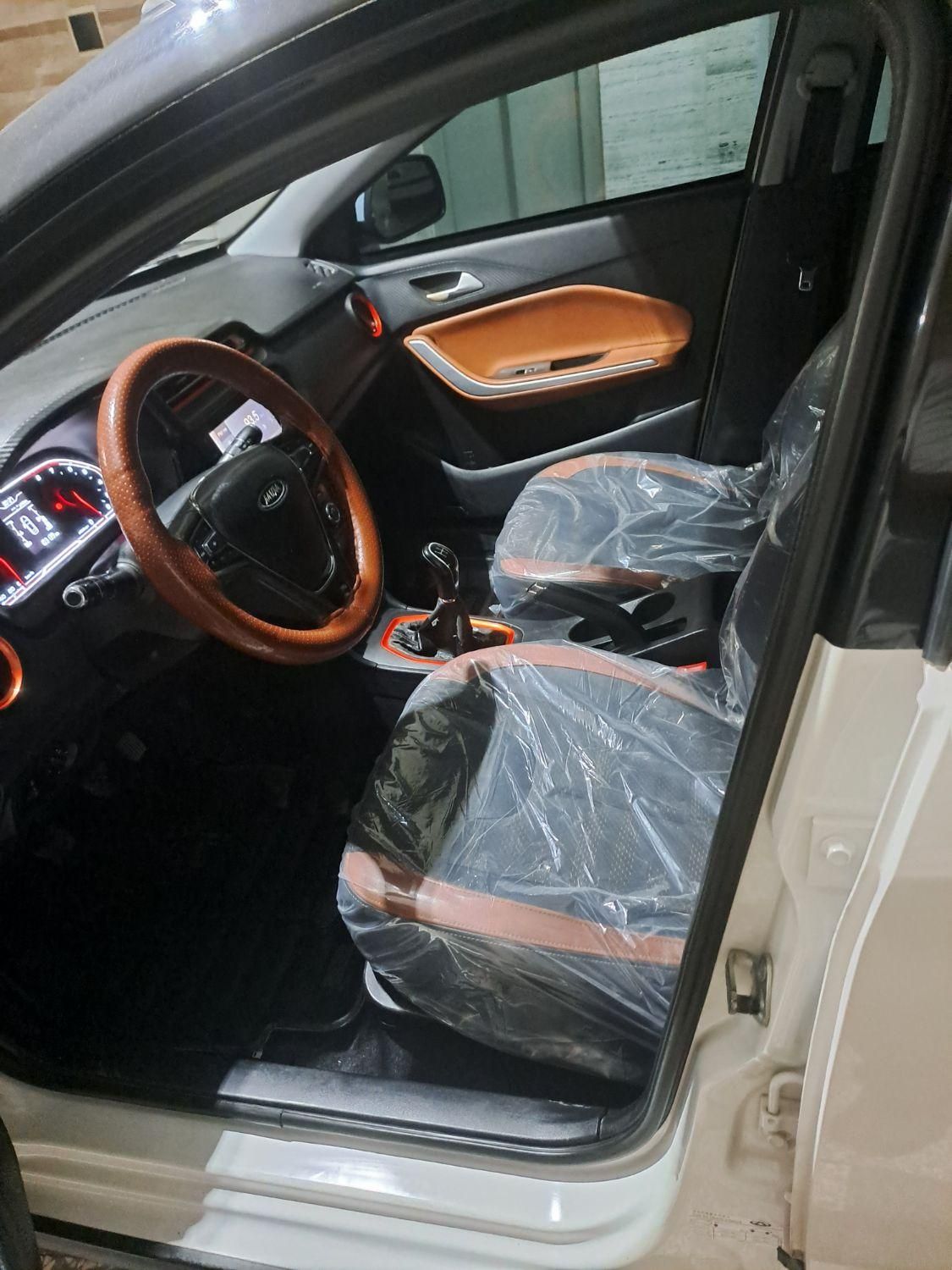 ام وی ام X22 دنده ای اسپرت اکسلنت - 1396