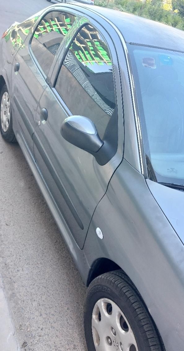 پژو ۲۰۶ صندوق دار v8 - 1389