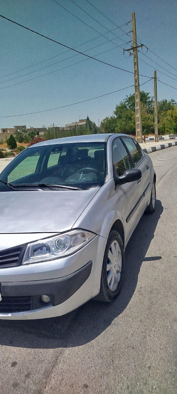 رنو مگان وارداتی دنده‌ای 1600 - 2006