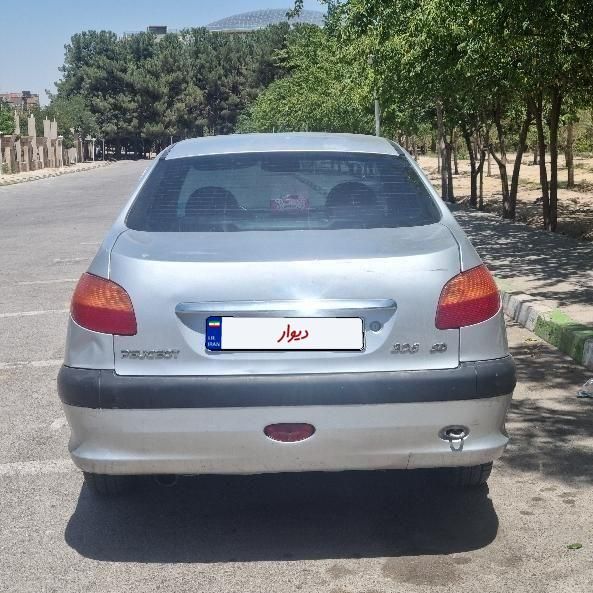 پژو ۲۰۶ صندوق دار v20 - 1388
