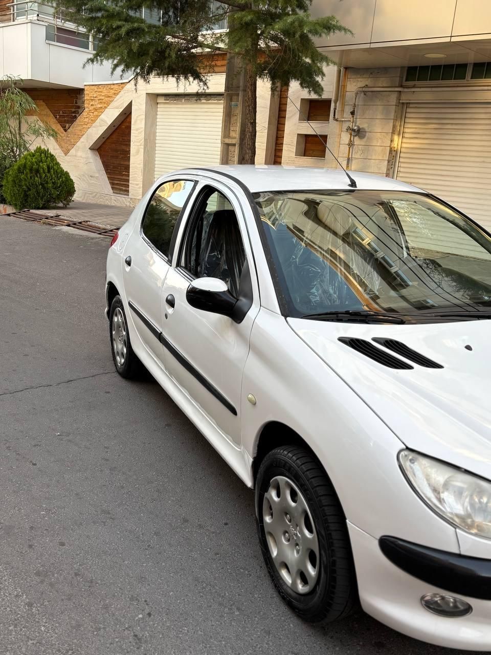 پژو 206 تیپ 2 - 1390