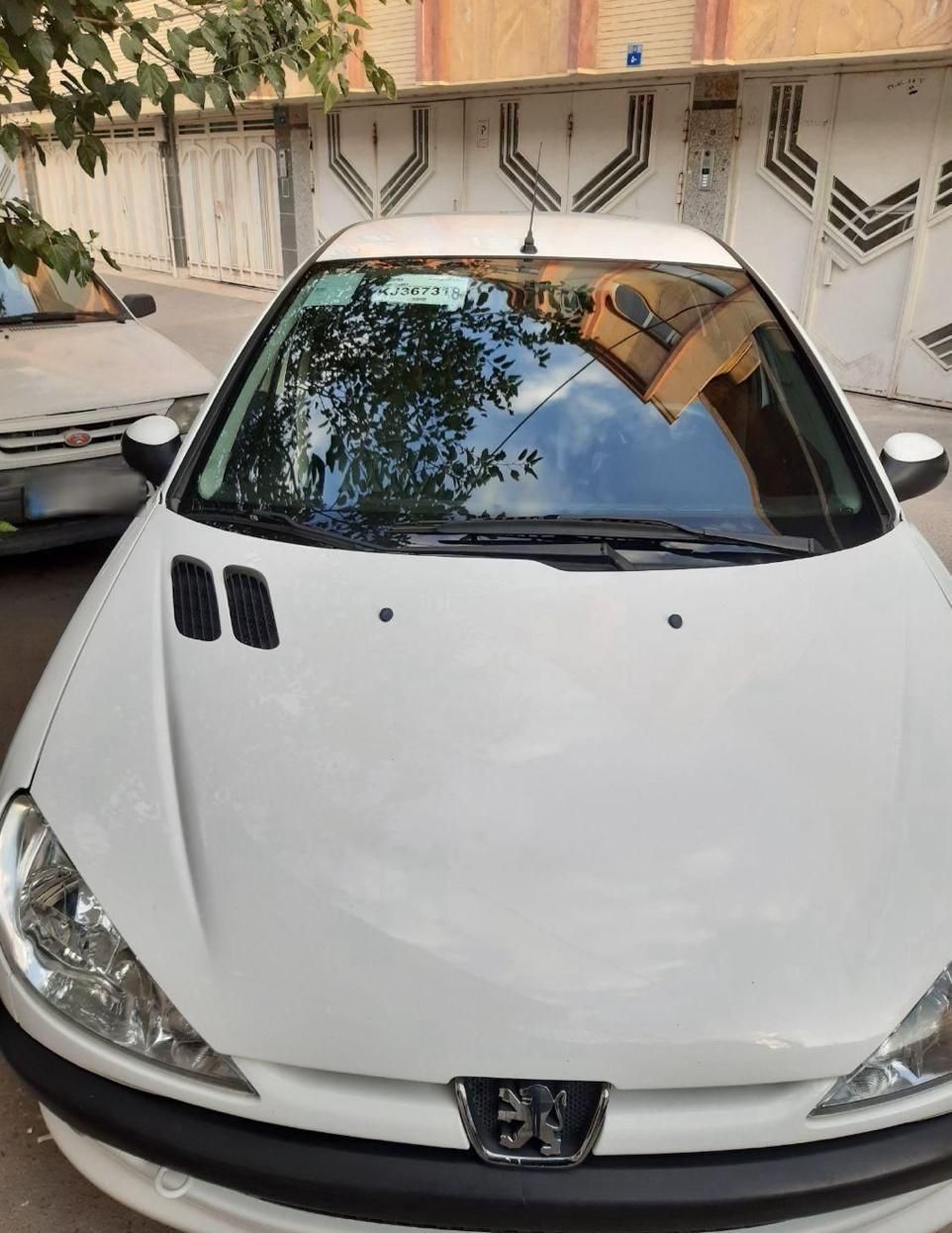 پژو ۲۰۶ صندوق دار v8 - 1398