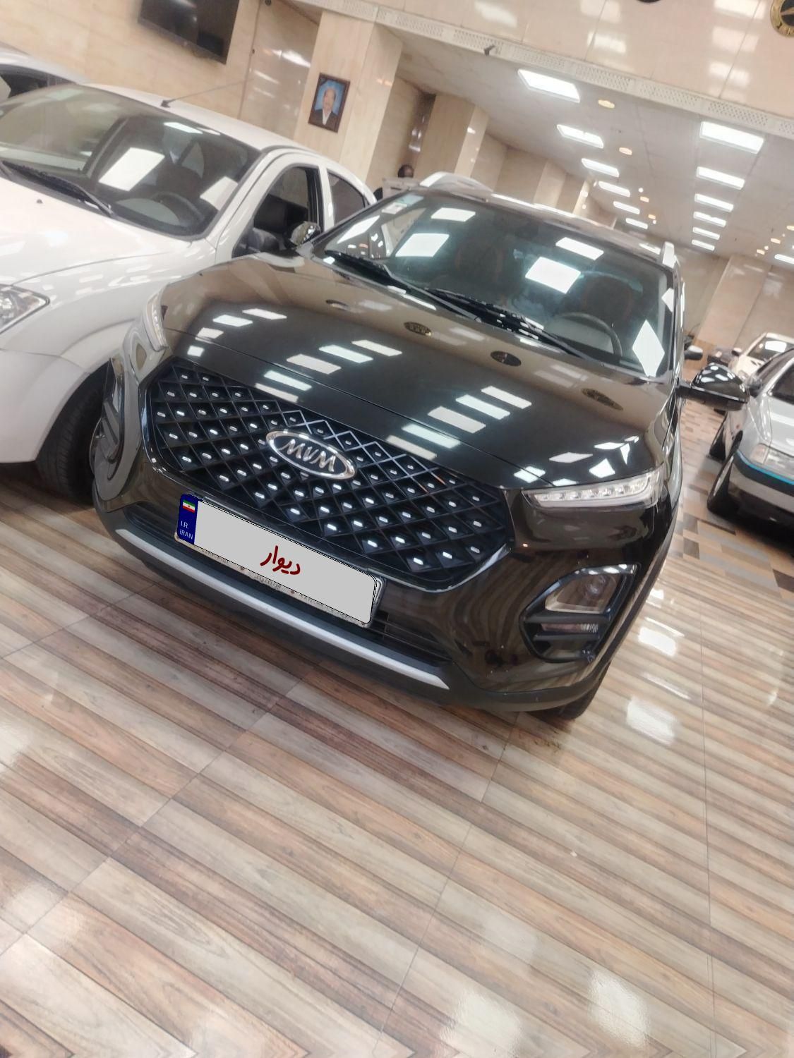 ام وی ام X22 پرو اتوماتیک اکسلنت - 1402